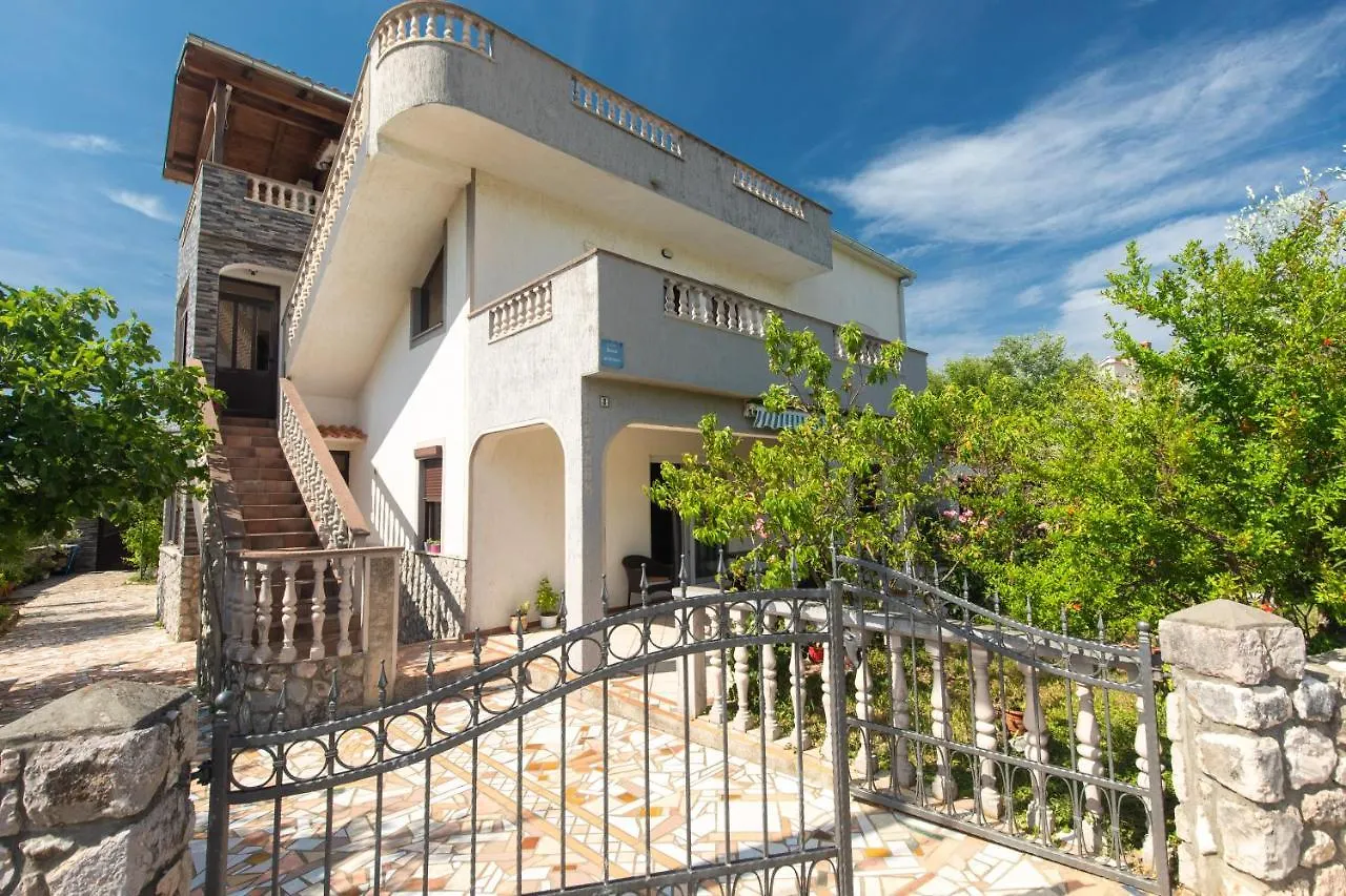 Apartment Linda Vrbnik